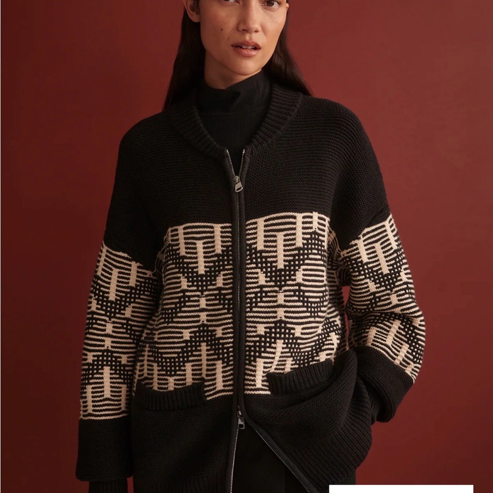Varley Brand New Black & Cream Zip-Front Patterned Women's Sweater Jacket.